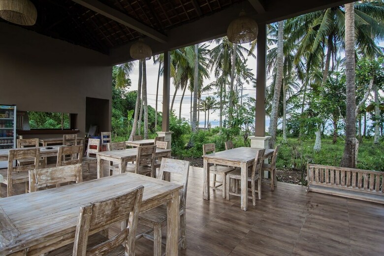 Bed & Breakfast Apit Lawang Villas