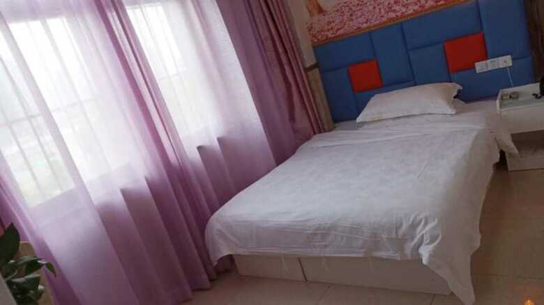 Shanghai Zhijin Hotel