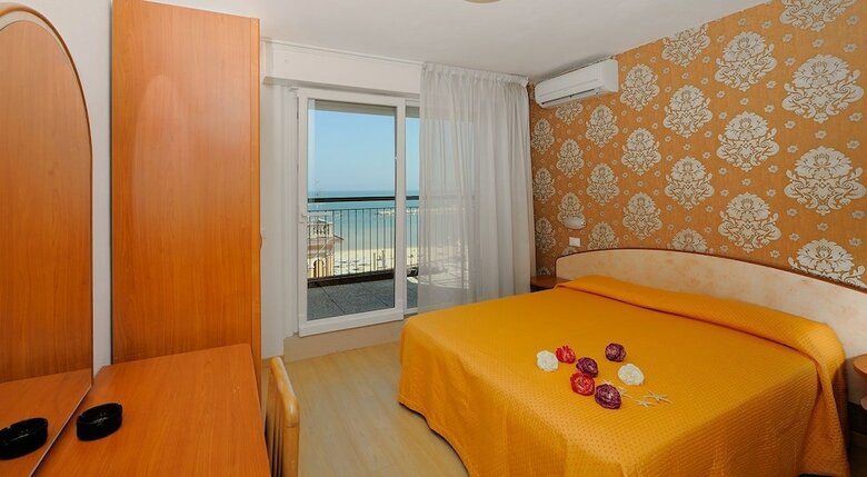 Hotel Mirabel