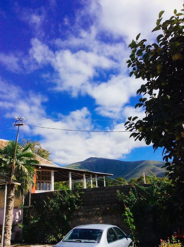 Hotel Hause On Ashiq Cuma Steet 8