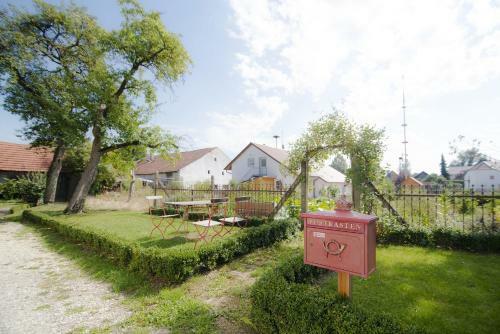 Apartamentos Historischer Pfarrhof Niederleierndorf