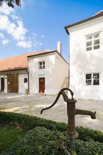 Apartamentos Historischer Pfarrhof Niederleierndorf