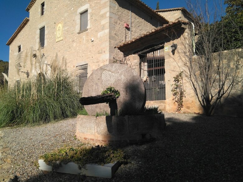 Hotel Masia Can Vive