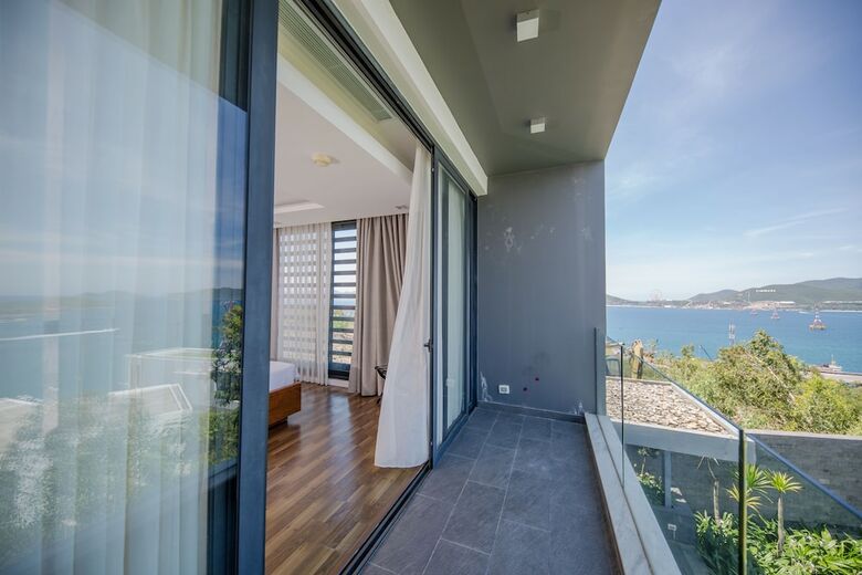 Acqua Villa Nha Trang