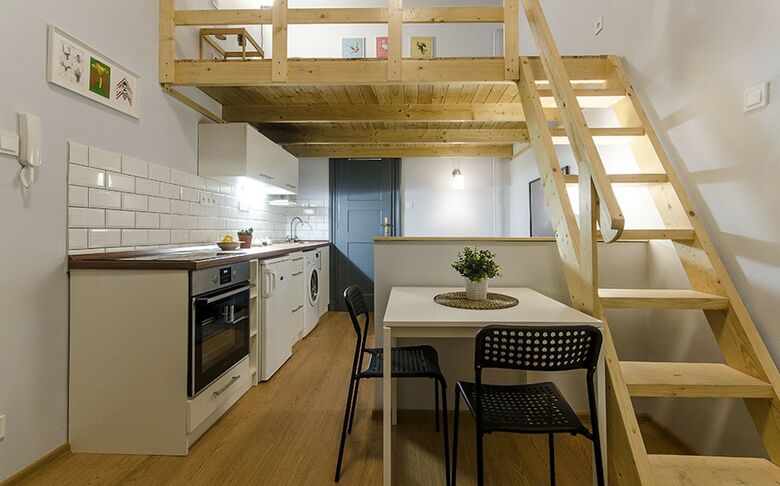 Lime And Mint Apartments