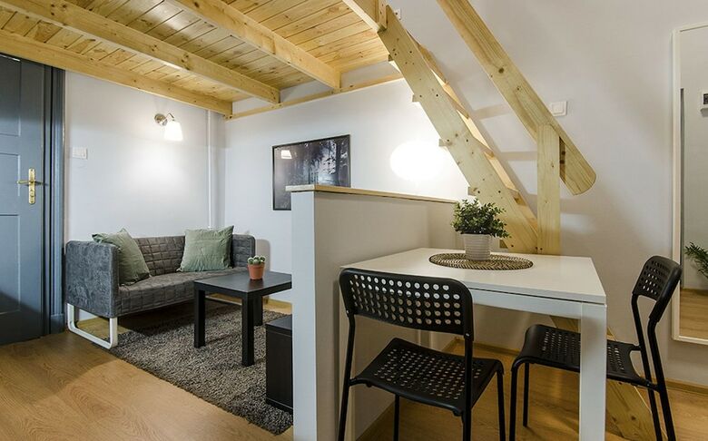 Lime And Mint Apartments