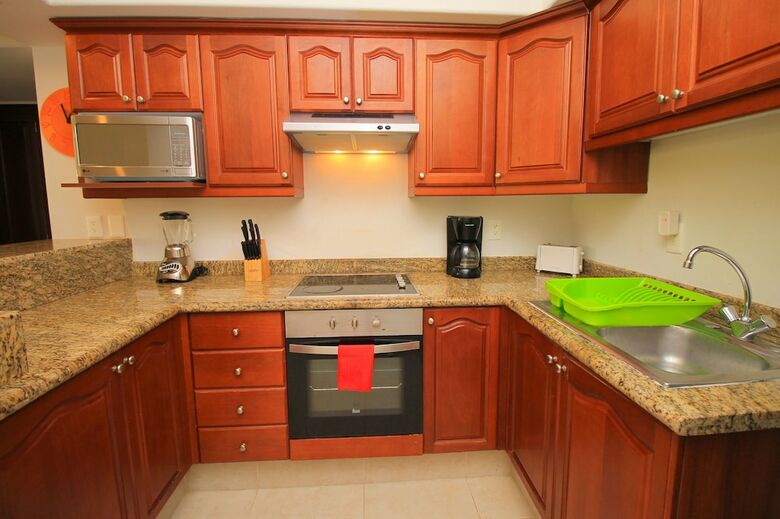 Apartamentos Luna Maya Beautiful 2br Beach Condo
