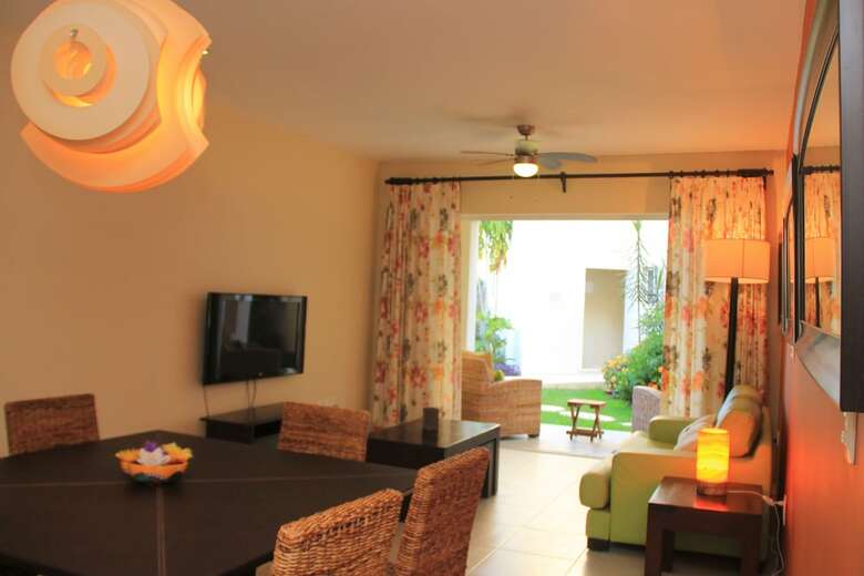 Apartamentos Luna Maya Beautiful 2br Beach Condo