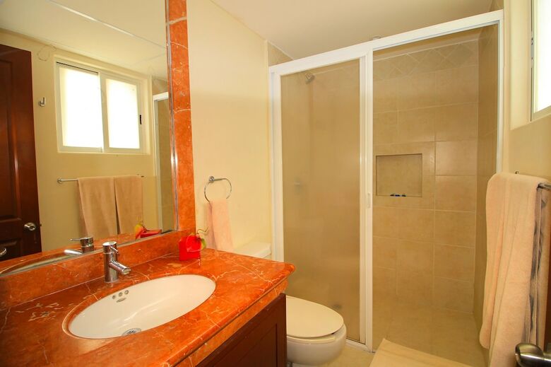 Apartamentos Luna Maya Beautiful 2br Beach Condo