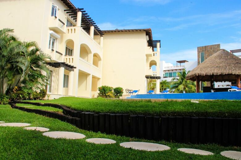 Apartamentos Luna Maya Beautiful 2br Beach Condo