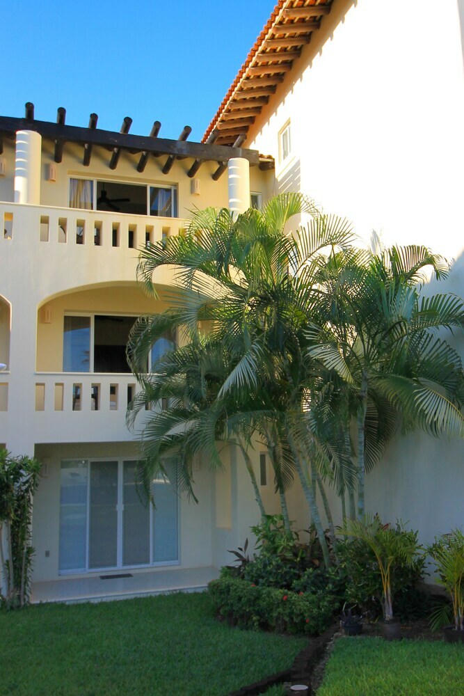 Apartamentos Luna Maya Beautiful 2br Beach Condo