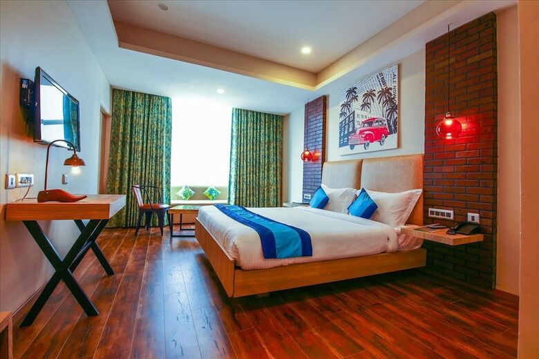 Hotel Mint Otm