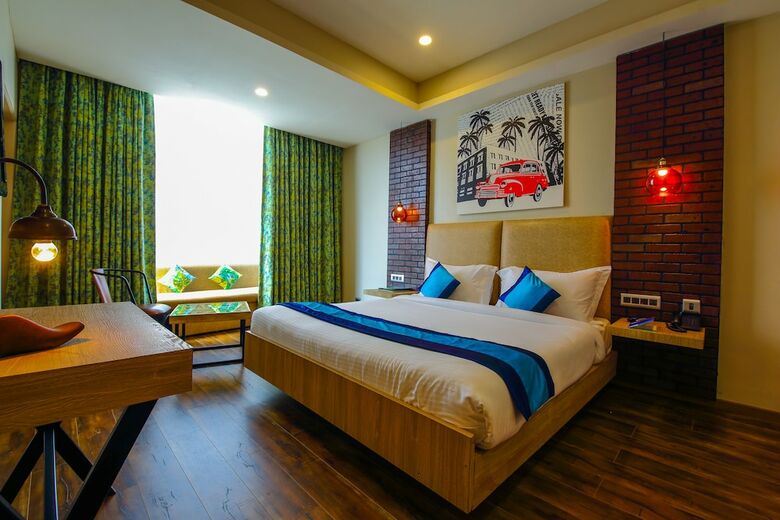 Hotel Mint Otm