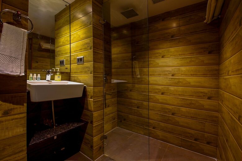 Hotel Mint Otm