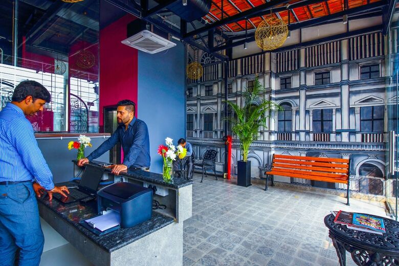 Hotel Mint Otm