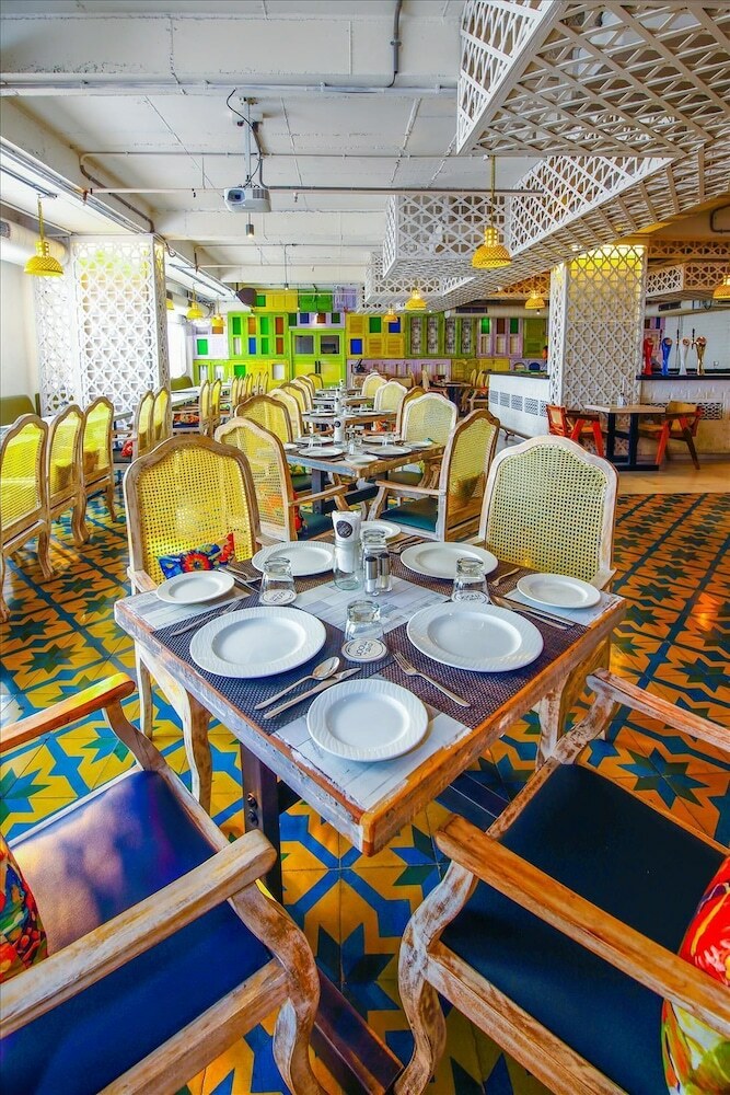 Hotel Mint Otm