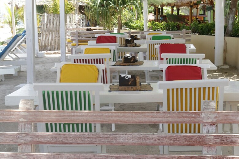 Bed & Breakfast Pelangi Cottages And Restaurant