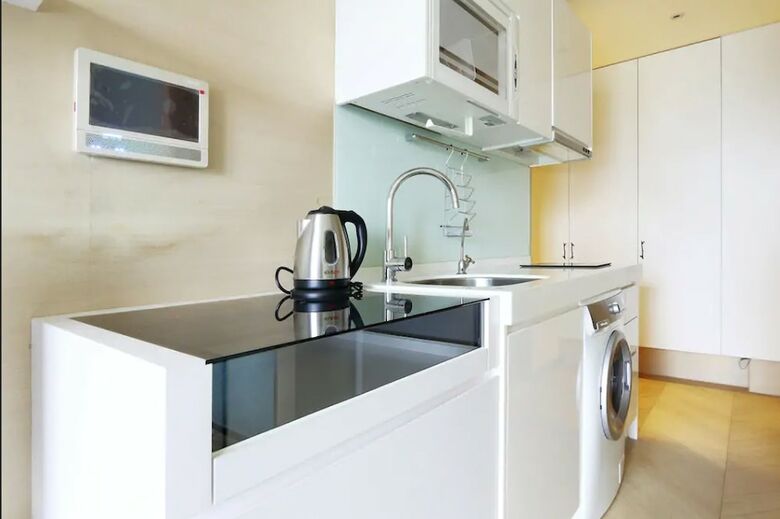 Ntu Gongguan Service Apartment