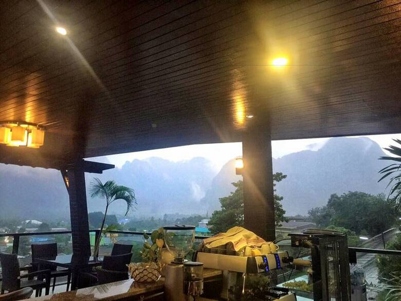 Hotel Blue Mountain Phangnga Resort