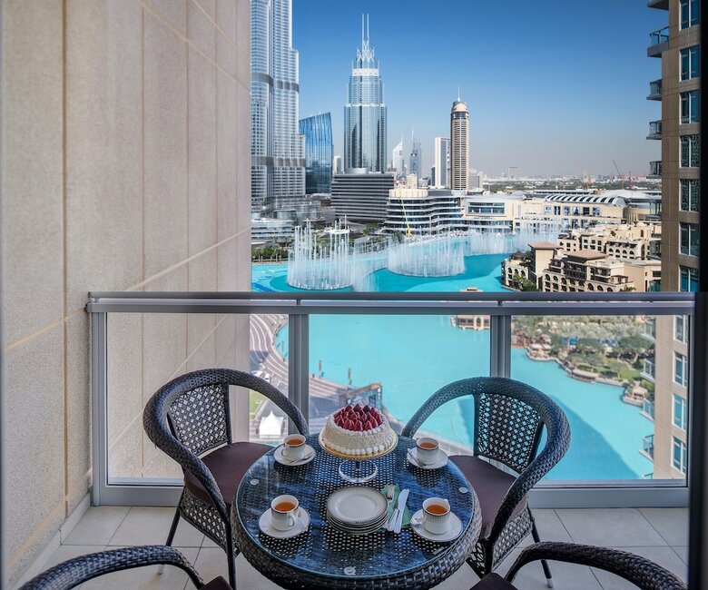 Luxury Staycation - The Residences Tower