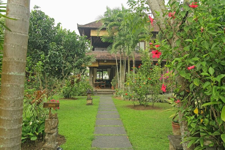 Hotel Alam Shanti