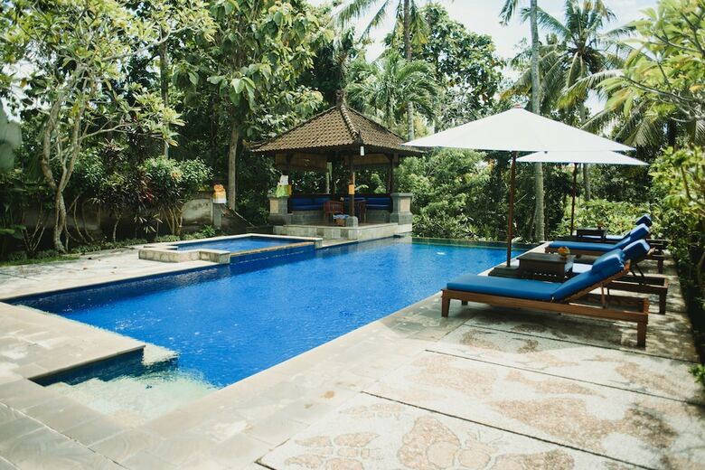 Hotel Alam Shanti
