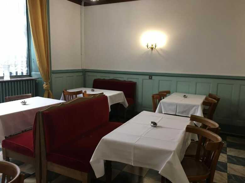 The Old Hotel Ravel