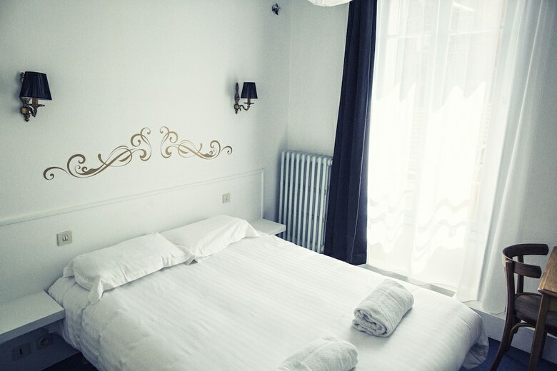 The Old Hotel Ravel
