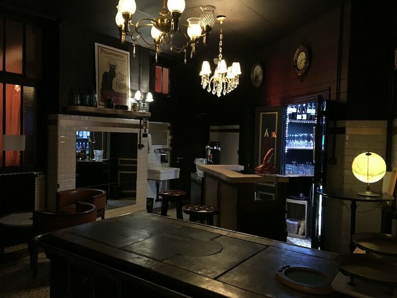 The Old Hotel Ravel