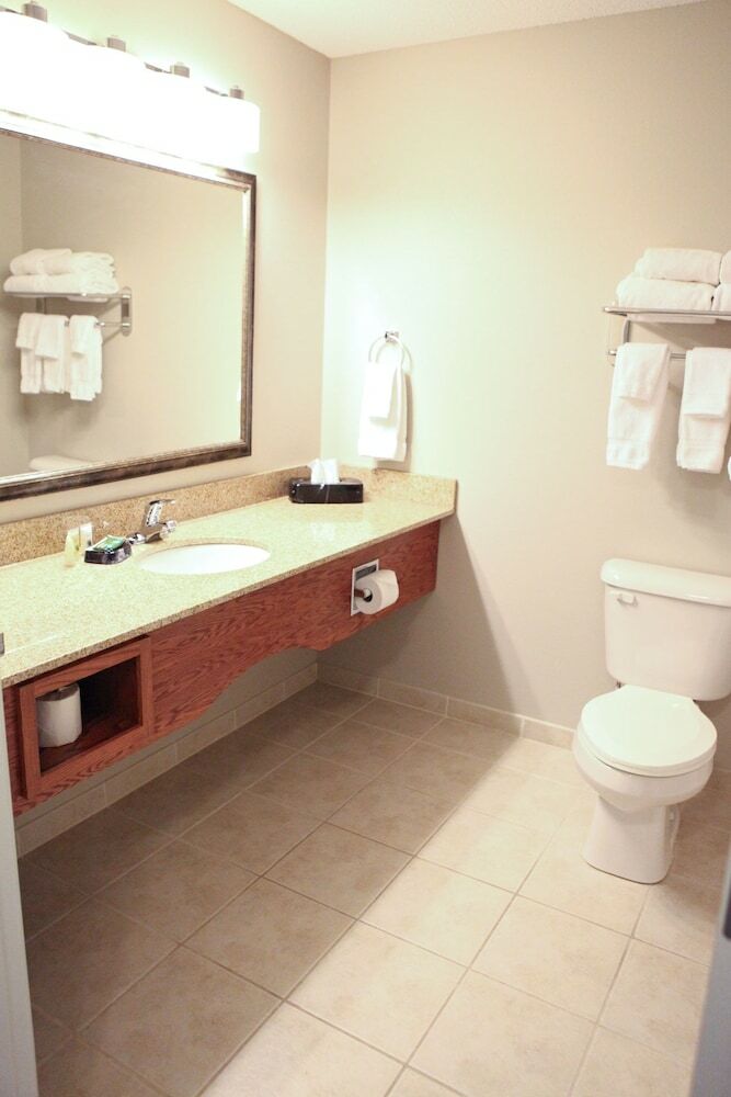 Grandstay Hotel & Suites Perham