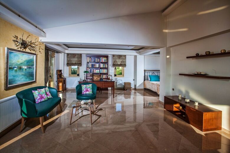 Palladio Luxury Villa