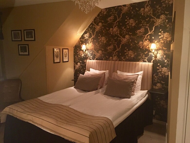 Hotell B�ckag�rden