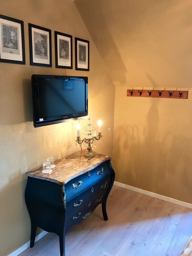 Hotell B�ckag�rden