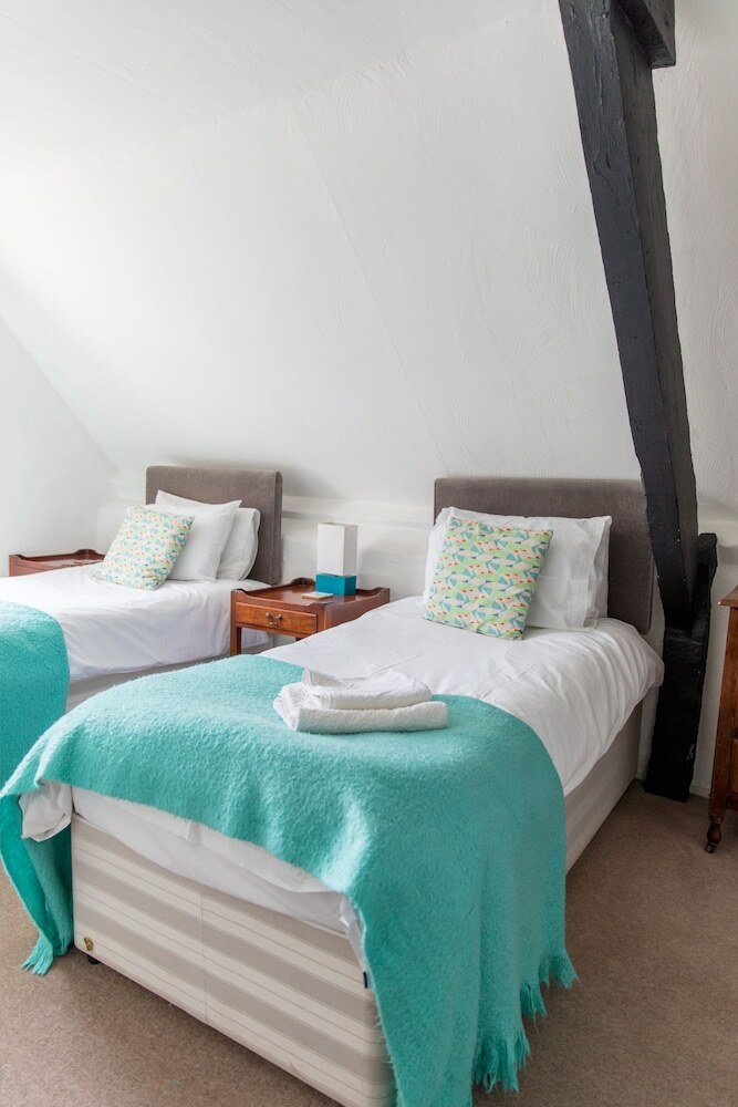 Aparthotel Route 2 Topsham