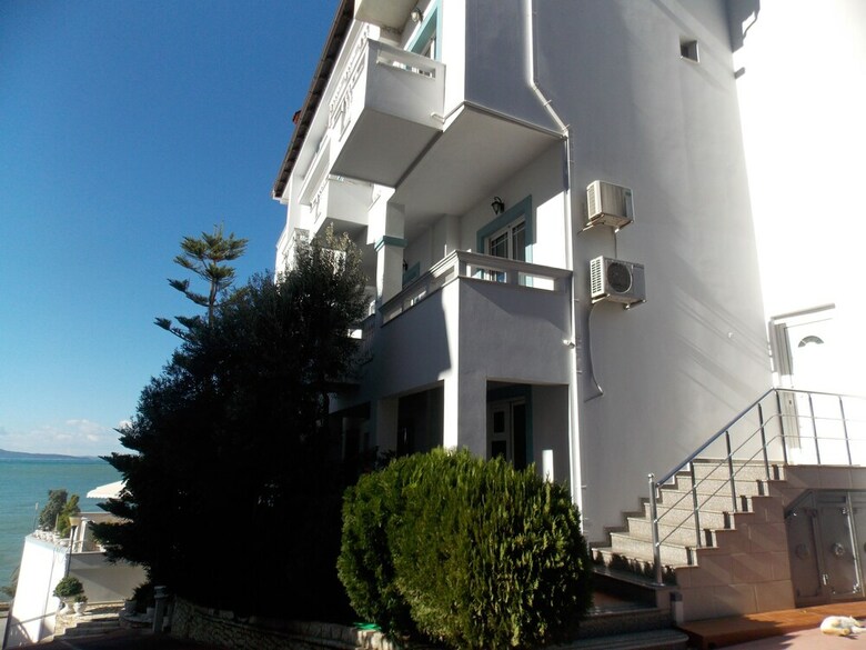 Hotel Serxhio
