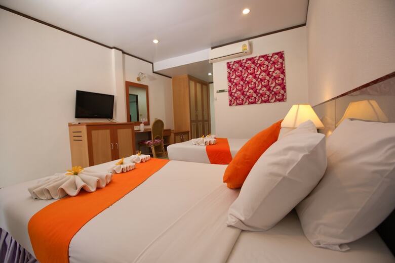 Hotel Muaklek Paradise Resort