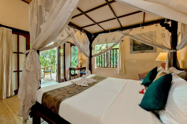 Hotel Kebun Indah