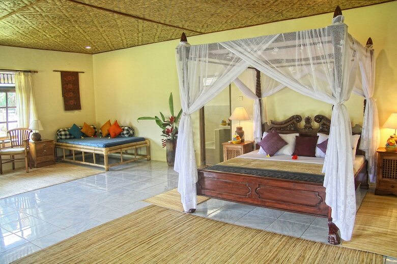 Hotel Kebun Indah