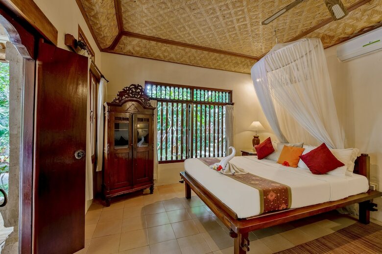Hotel Kebun Indah