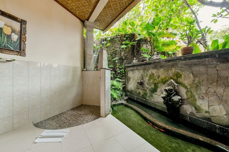 Hotel Kebun Indah