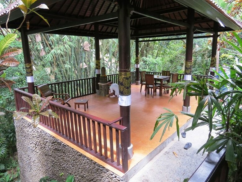 Bed & Breakfast Sama's Cottages And Villas