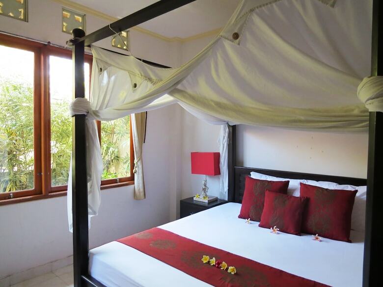 Bed & Breakfast Sama's Cottages And Villas