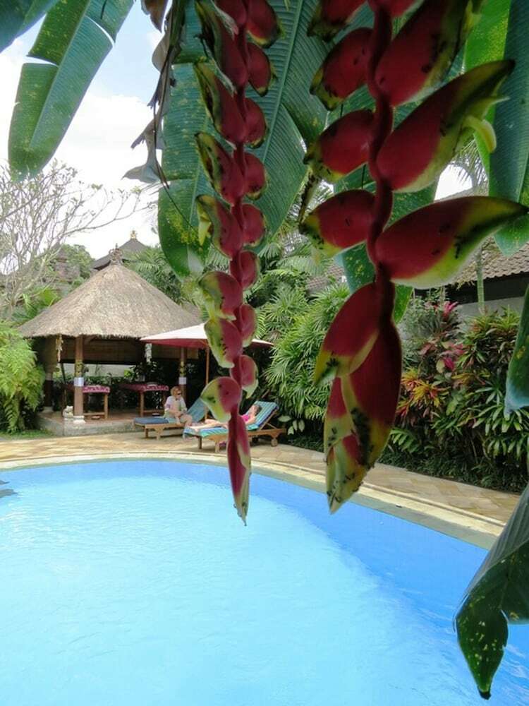 Bed & Breakfast Sama's Cottages And Villas