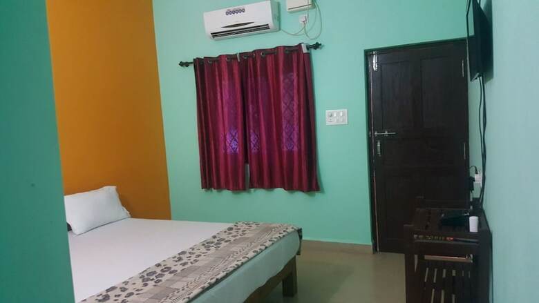 Hotel Dreams Palm Anjuna