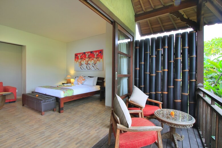 Hotel Sarin Ubud Suites