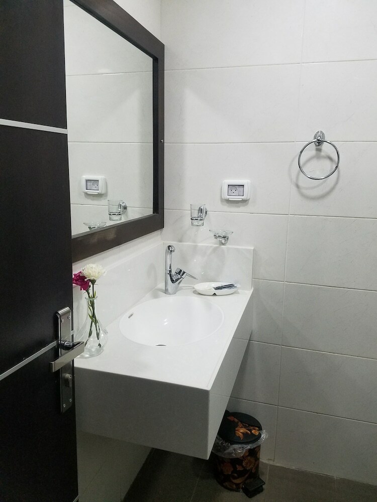 Assaraya Hotel
