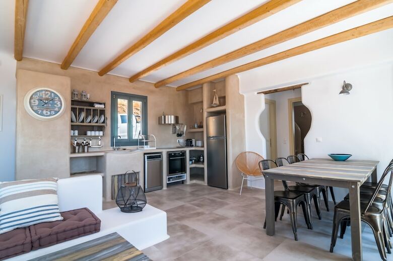 Mikri Villas