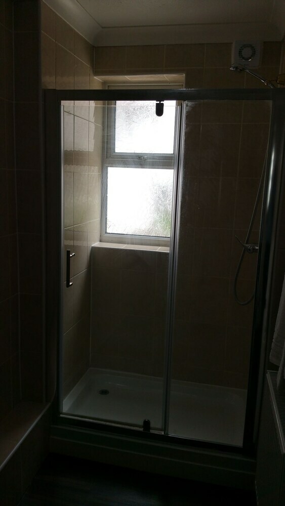 Hostal Lynden Court Hotel - Hostel