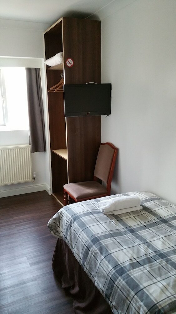 Hostal Lynden Court Hotel - Hostel