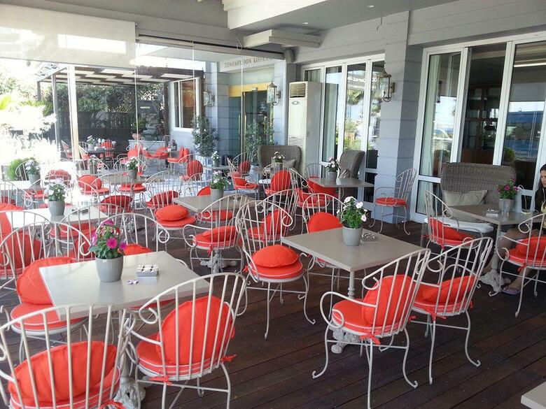 Coral Hotel Athens